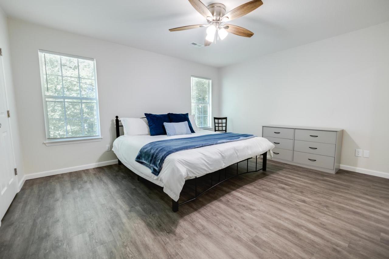 Trailside Townhouse - Close To Downtown & Bike Trails ベントンビル エクステリア 写真